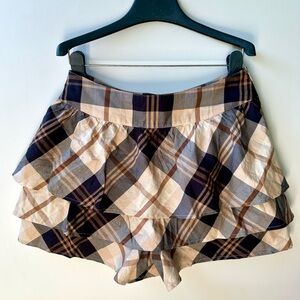 Kinloch Anderson Scotland Plaid Skort Layered Ruffle, size 38, Beige, Tan, Black